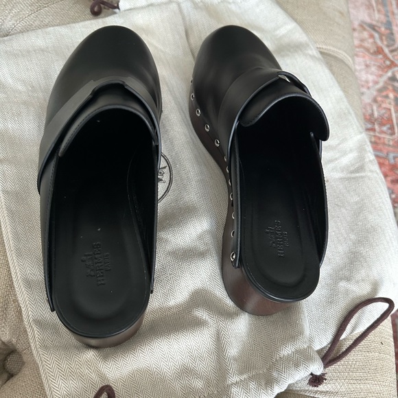 Calya Hermes Mule - Picture 5 of 7